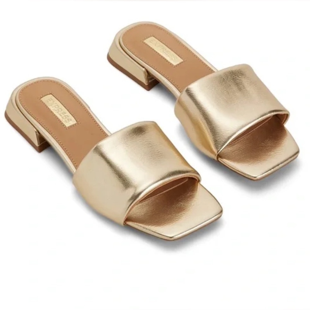 EXPRESS Metallic Gold Thick Strap Flat Sandals 8 - Picture 2 of 11